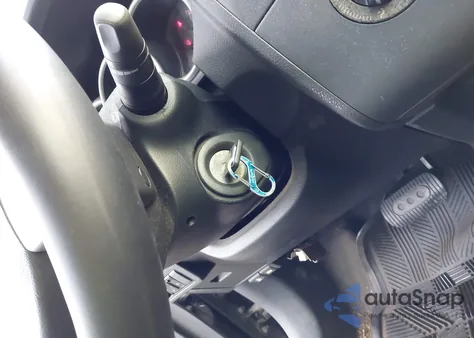 2010 Nissan Versa 1.8S z USA, uszkodzony, nr VIN 3N1BC1CP9AL385872